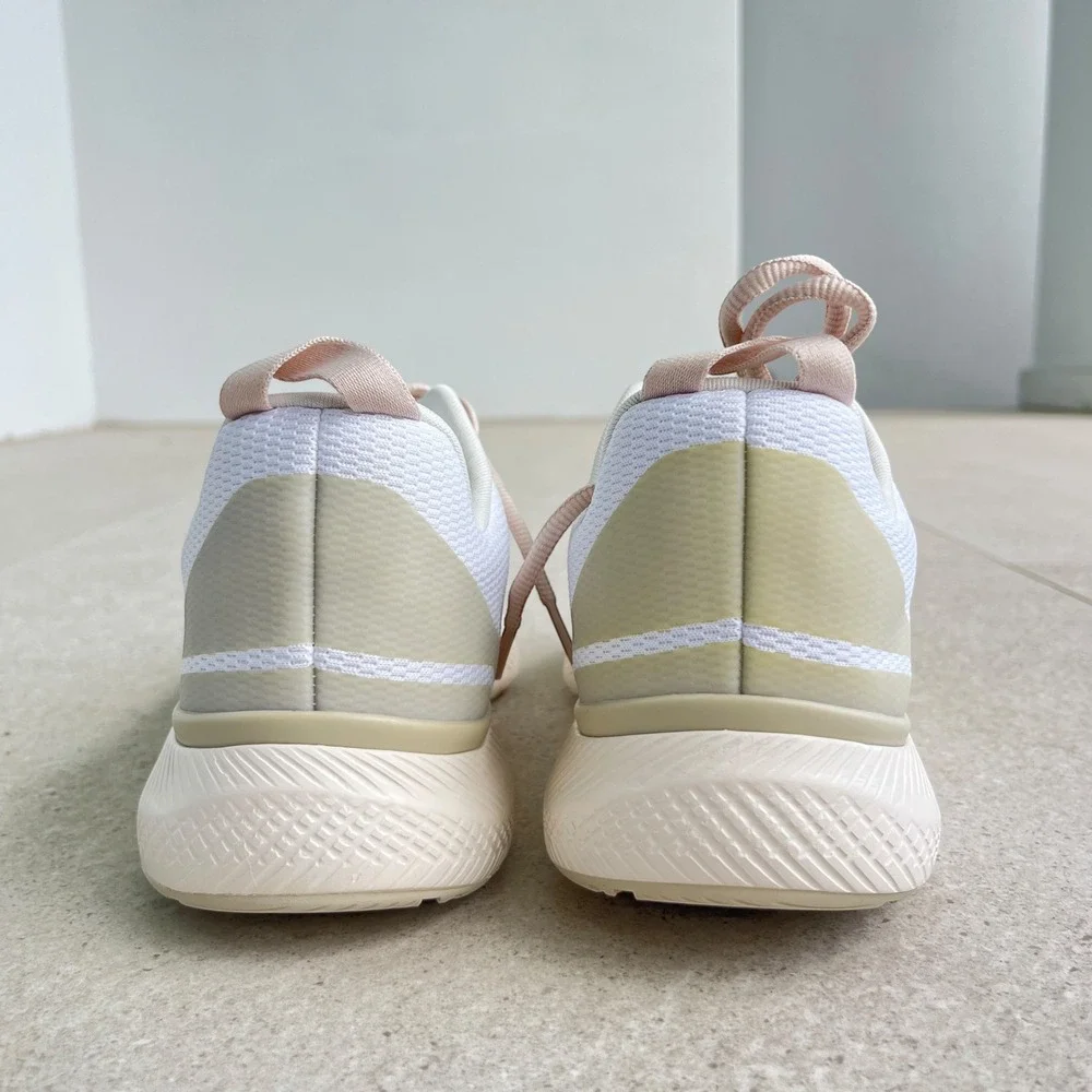 Veja Impala Sneaker‎ in Eggshell Pierre